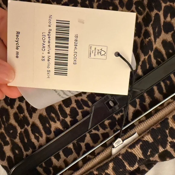 Reformation - Nicole Regenerative Merino Skirt - XS - Picture 5 of 9